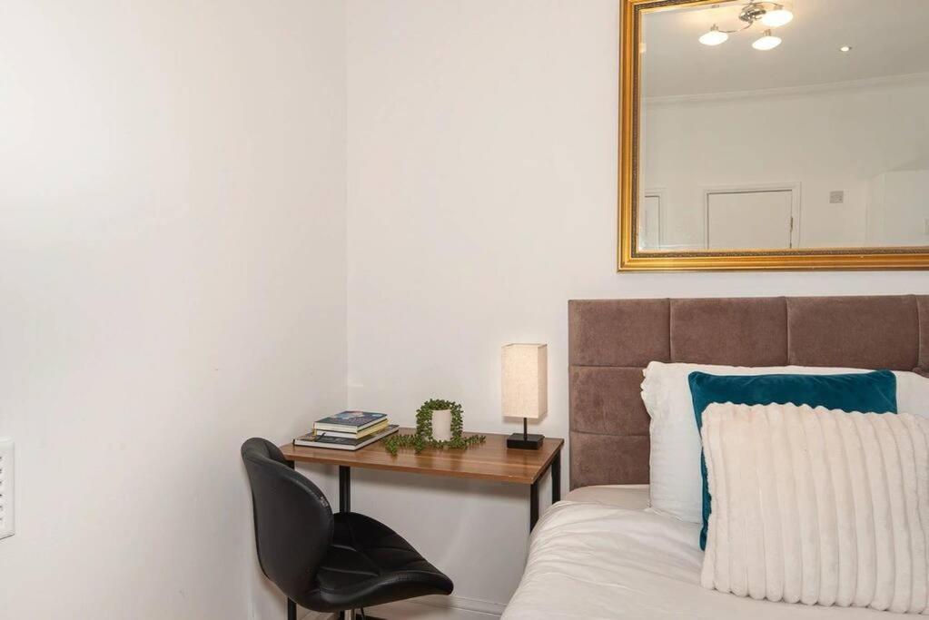 Discover London Central 2 Bedroom In Kensington Exteriör bild