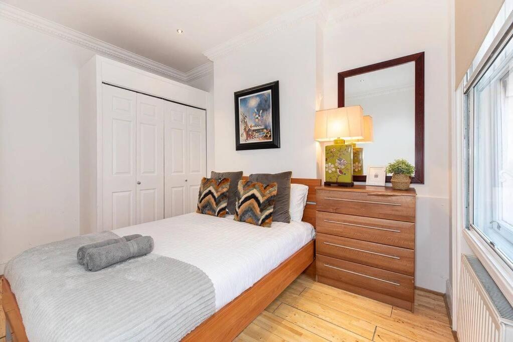 Discover London Central 2 Bedroom In Kensington Exteriör bild